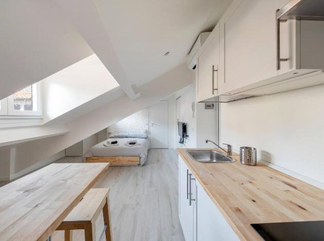 Sammartini Nice Attic Apartment Milan Luaran gambar