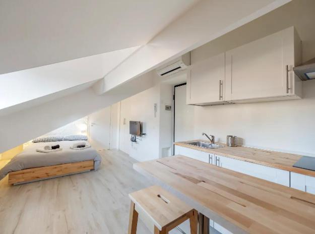Sammartini Nice Attic Apartment Milan Luaran gambar